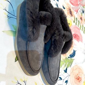 Loro Piana Natural fur boots. Size 39 Europe.